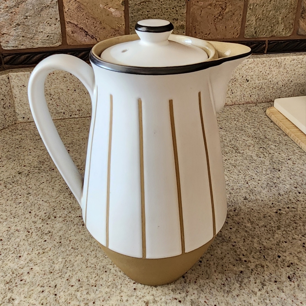 Denby Stoneware Mid Century Coffee Pot / Tea Pot serveware Pitcher 2.5 pts